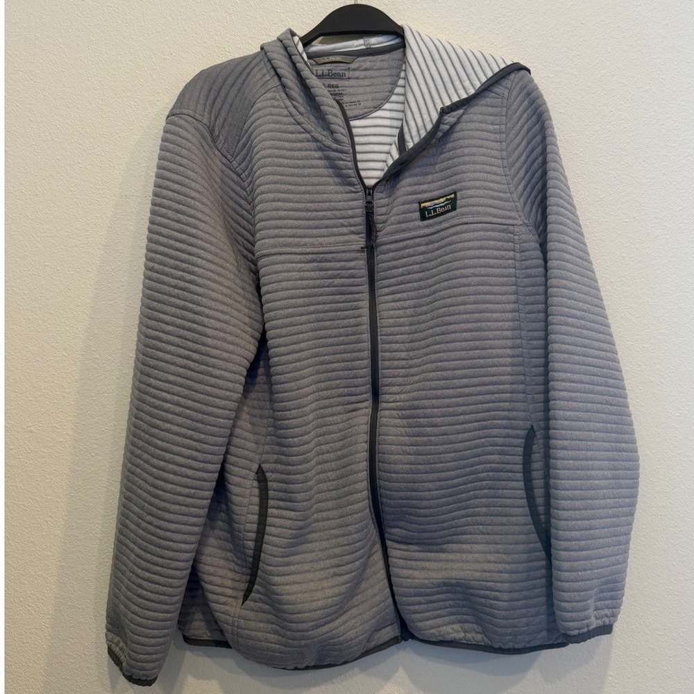 LL Bean Mens Gray Quilted Full Zip Hoodie Jacket Large 507507 Striped Lining